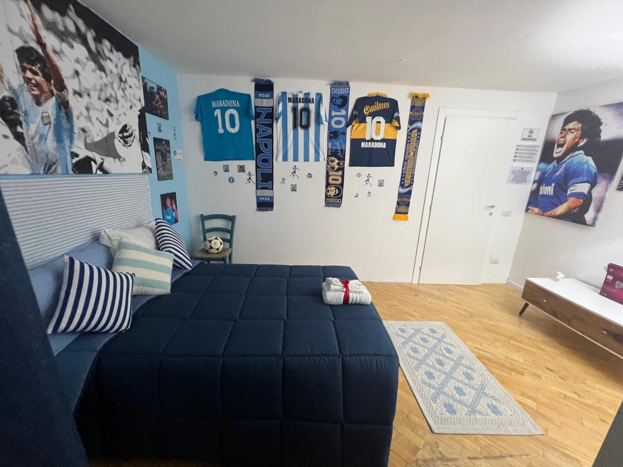 Plebiscito Charme Rooms Наполи Екстериор снимка