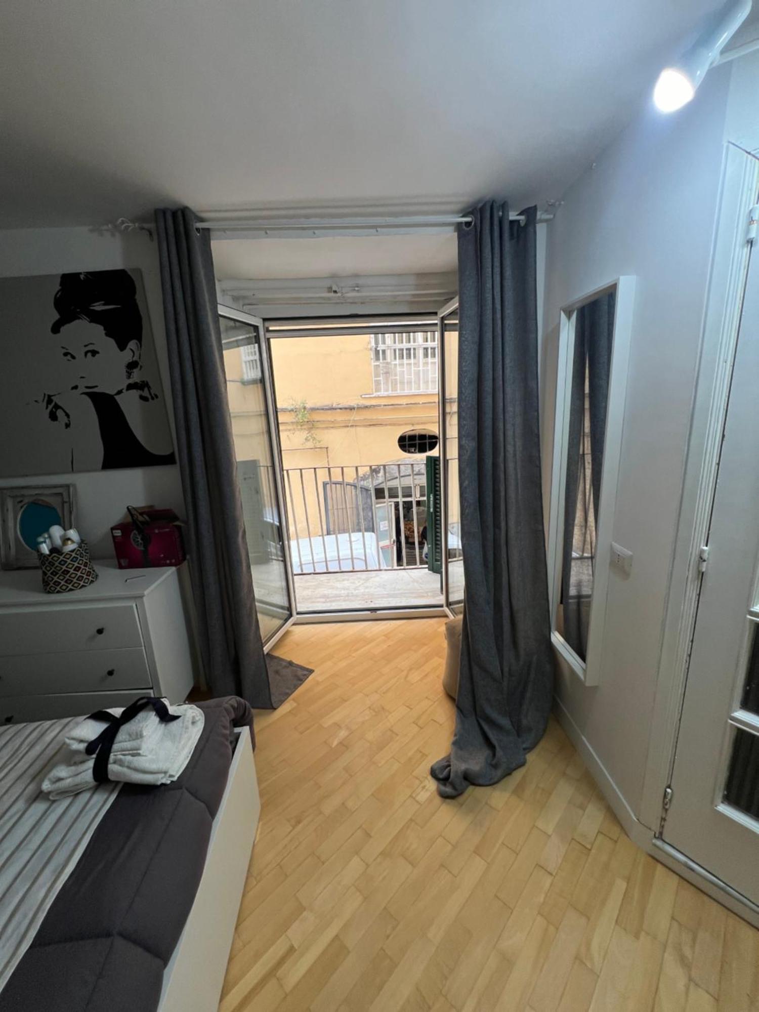 Plebiscito Charme Rooms Наполи Екстериор снимка