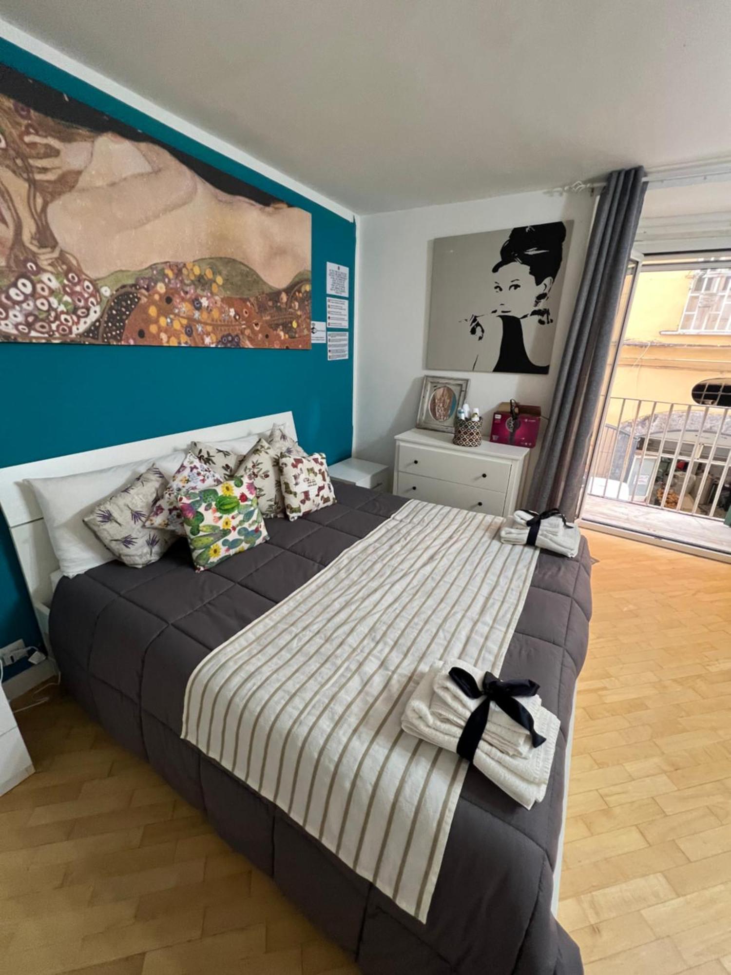 Plebiscito Charme Rooms Наполи Екстериор снимка