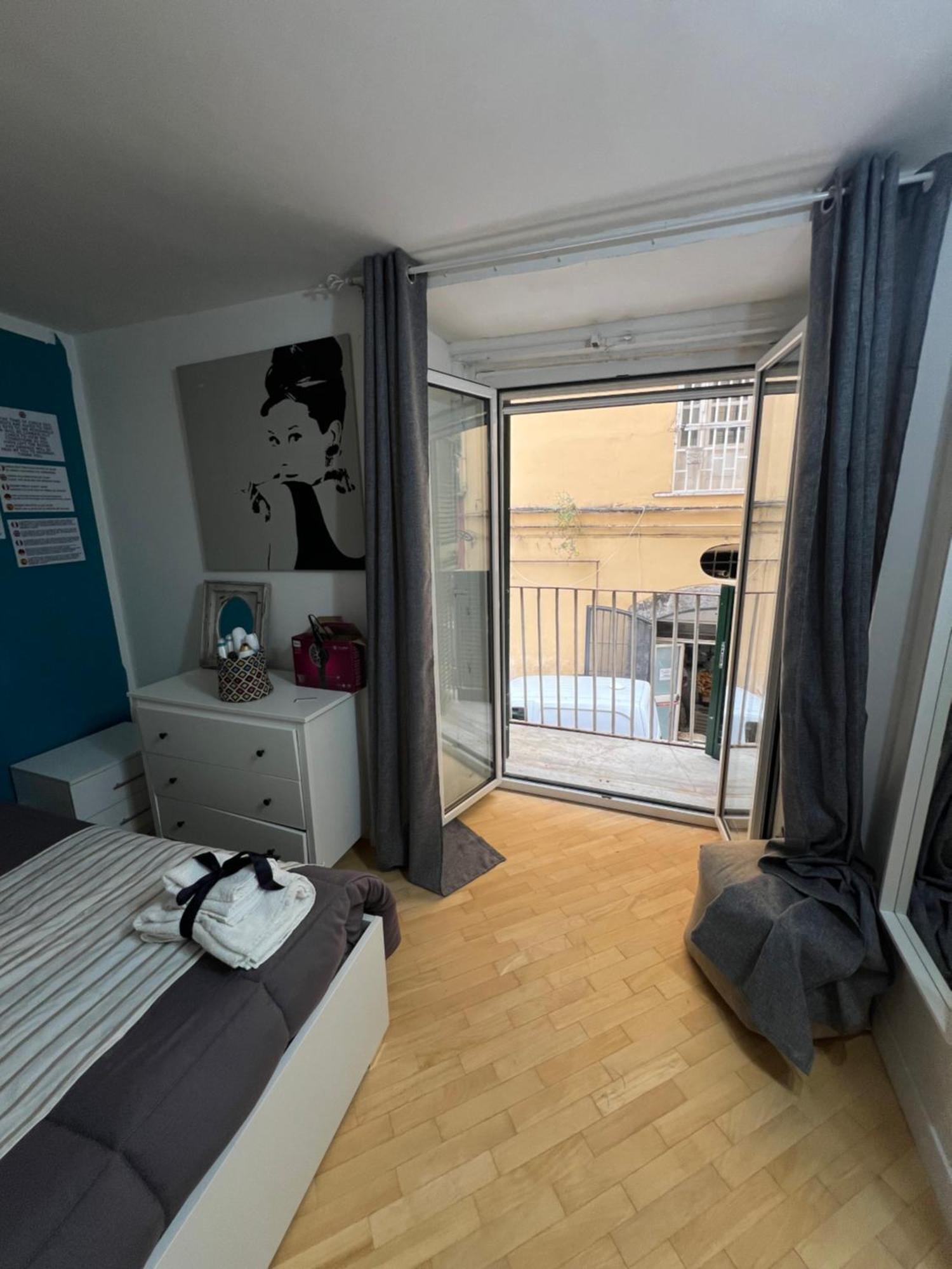 Plebiscito Charme Rooms Наполи Екстериор снимка