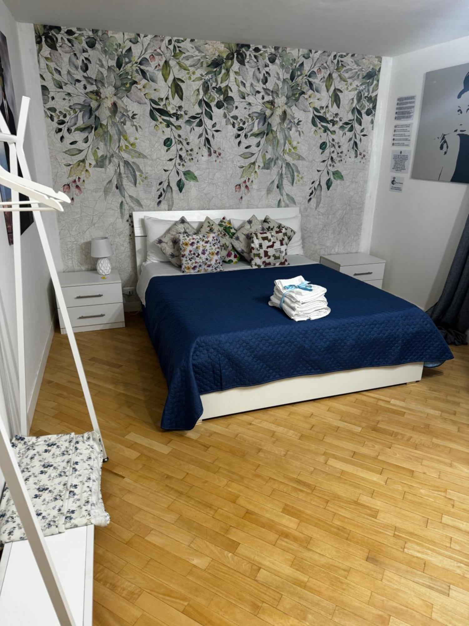 Plebiscito Charme Rooms Наполи Екстериор снимка